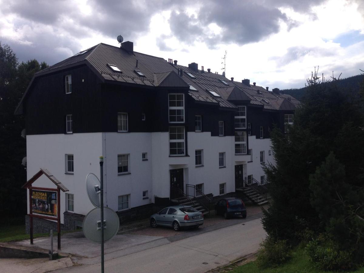 Apartments Monika Spindleruv Mlyn Exterior photo