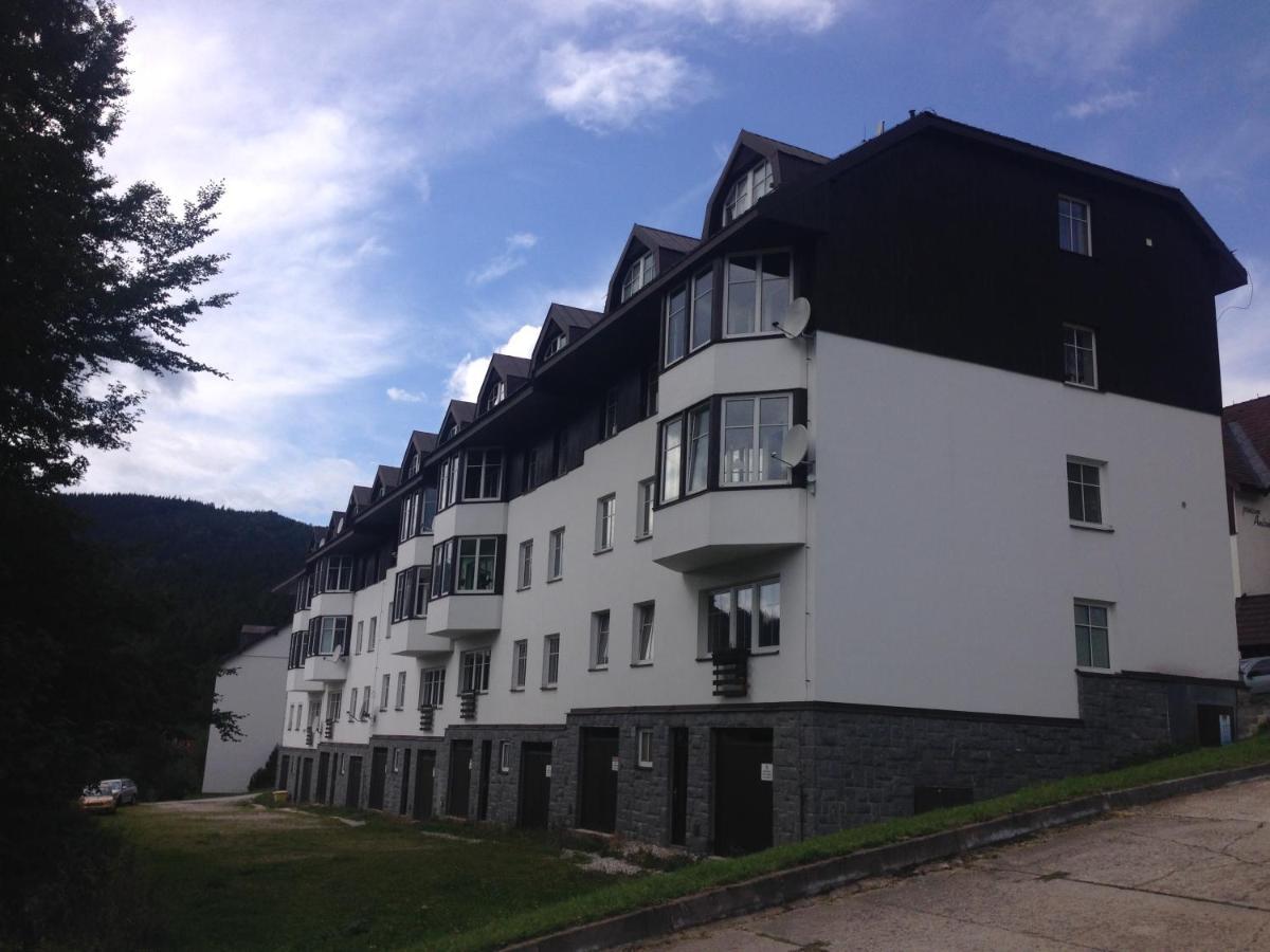 Apartments Monika Spindleruv Mlyn Exterior photo
